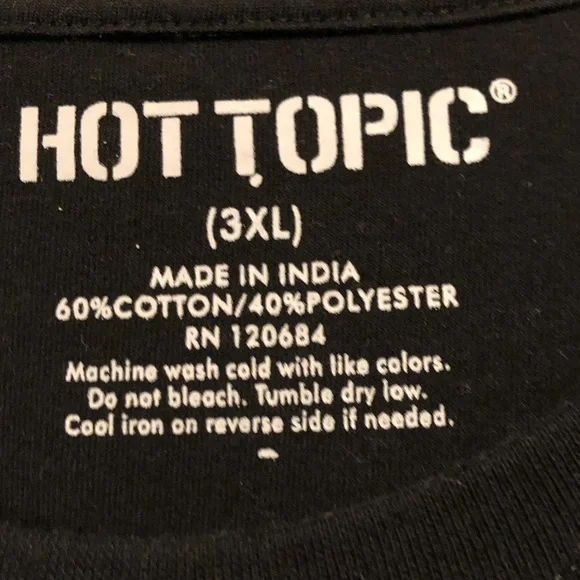 MAKE OFFER! Need Layers Without Actually Needing Layers? Hot Topic Twofer Shirt! - Picture 5 of 8